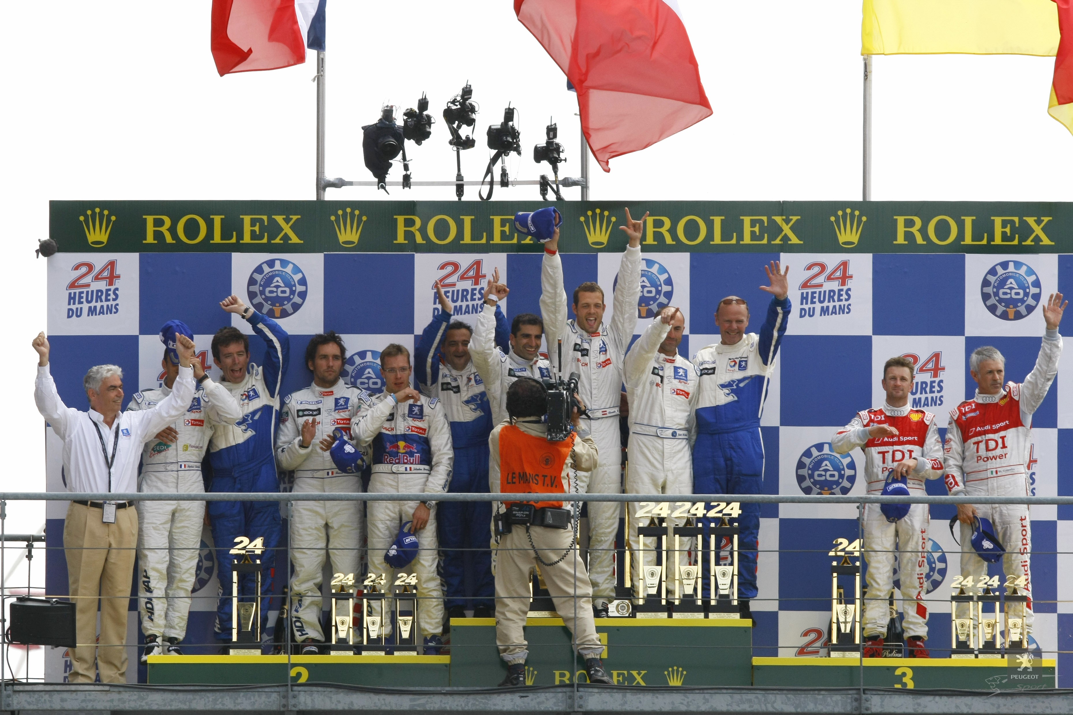 2009　24 Heures Du Mans  表彰台.jpg