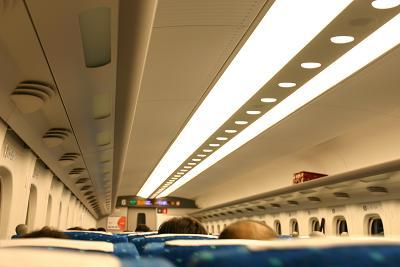 久々に新幹線に乗りました。