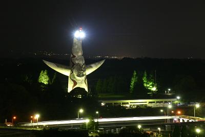 大阪府吹田市：太陽の塔 foto：ひろっぱ