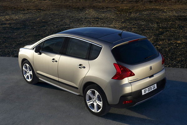 Peugeot 3008 それは、プジョー初のクロスオーバー