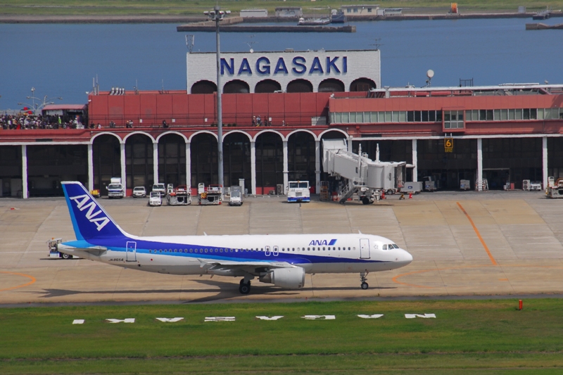 長崎空港の到着ロビー