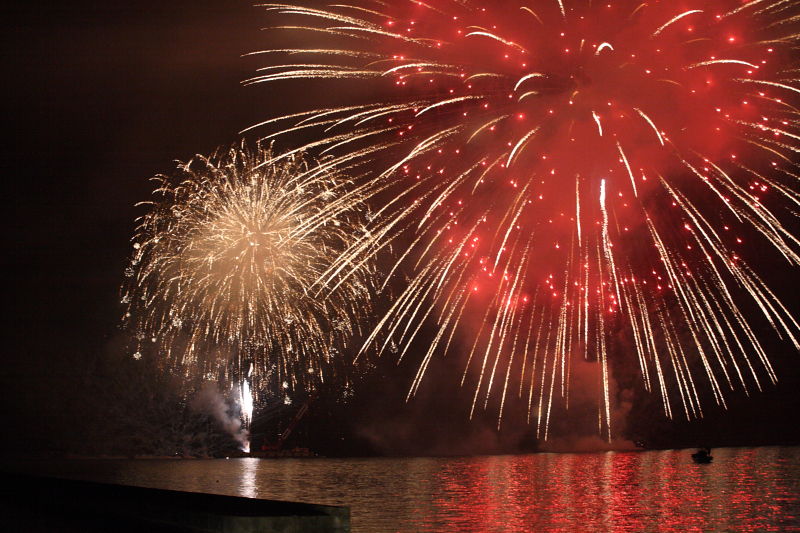 大村市：大村夏越祭りの花火　fhoto: K.M