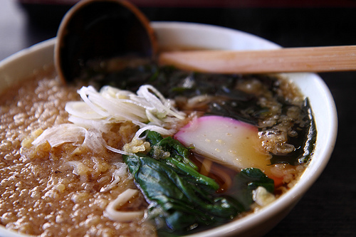 為になるの? こんな雑学!? 【キツネうどんとタヌキうどん】
