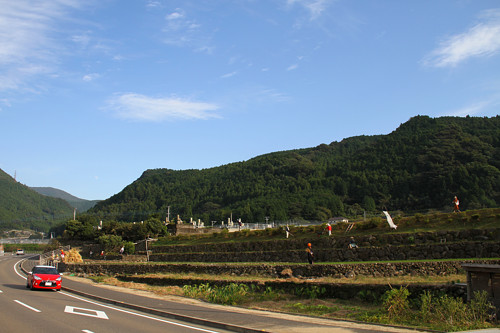 大村市：萱瀬町　作品名『リアル案山子』