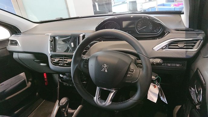展示車情報